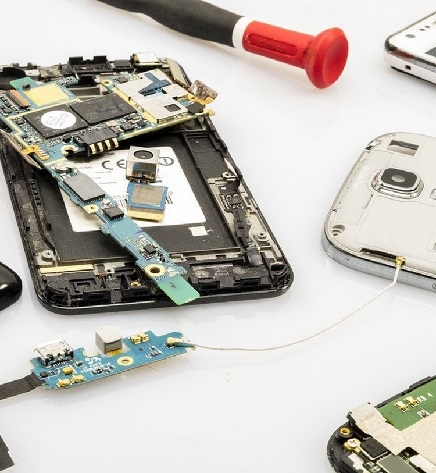 Know Why Choosing an Authorized IPHONE Screen Repair Store Is An Excellent Idea