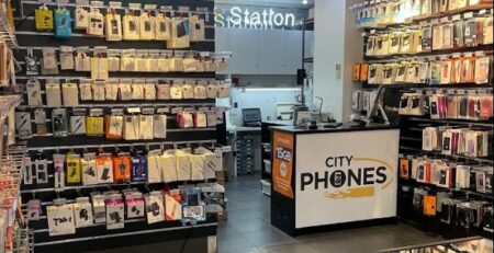 IPHONE 15 Cases and Screen Protectors
